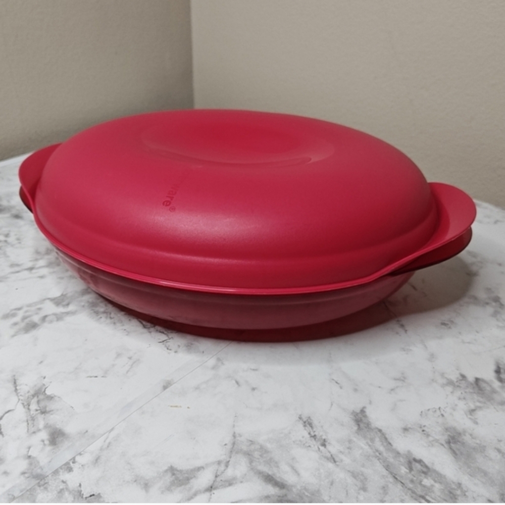 Tupperware Vent 'N Serve 1.1L Microwave Oval Dish Red Vented Lid - Picture 4 of 9